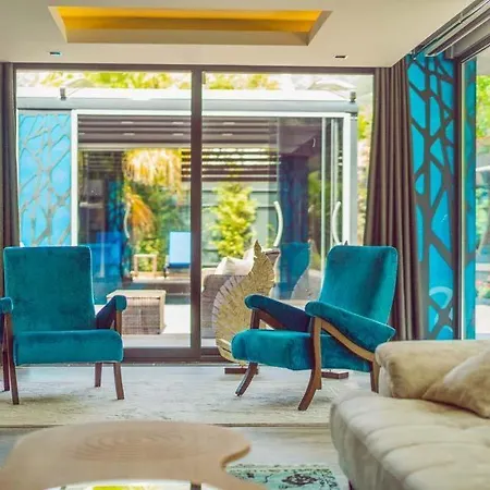 Sleeps 6 With Pool Air Con And Wifi Villa Ovacık