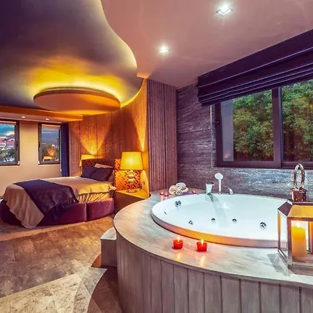 Sleeps 6 With Pool Air Con And Wifi Villa *